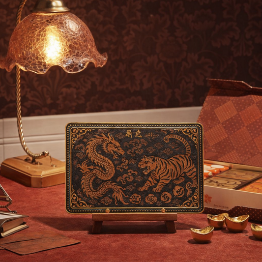 Gold Charisma Talisman - Emblem of Command