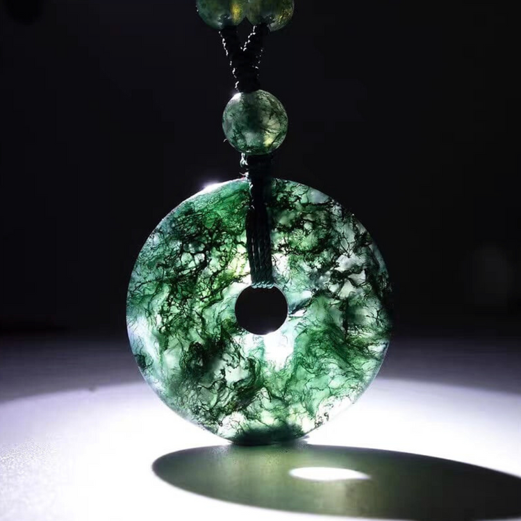 Verdant Eye – Amulet of Clarity and Stillness