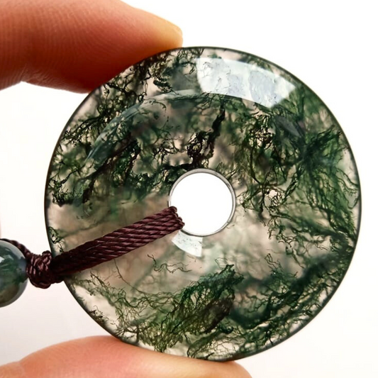 Verdant Eye – Amulet of Clarity and Stillness