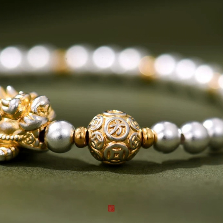 The Golden Mantra Pixiu Bracelet