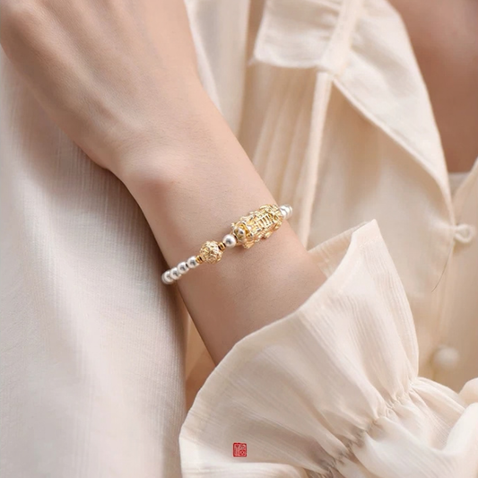 The Golden Mantra Pixiu Bracelet